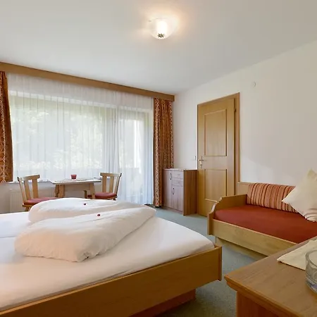 Gastehaus Ahornblick Mayrhofen