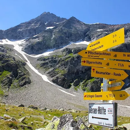 Nocleg ze śniadaniem Gaestehaus Ahornblick Mayrhofen